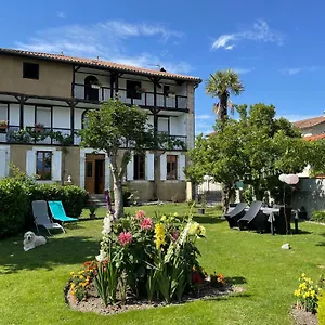 https://la-maison-damalaurille.midi-pyreneeshotels.com