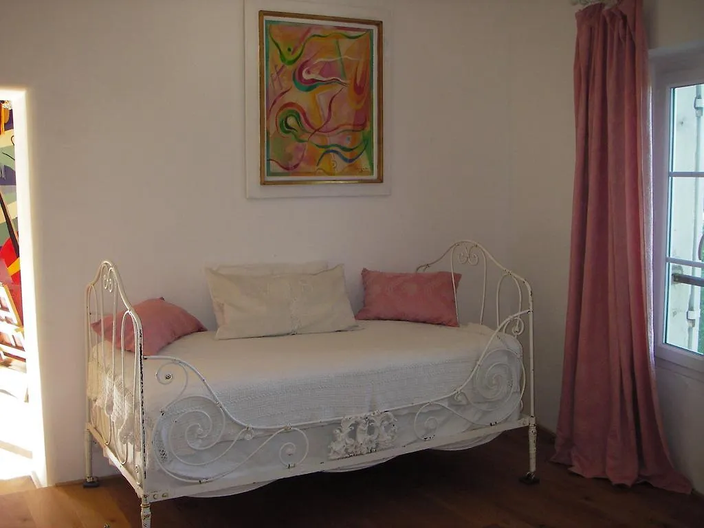 Pavillon De Beauregard Bed & Breakfast Aix-en-Provence 0*,  France